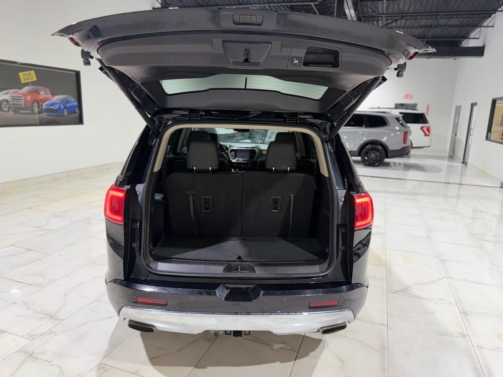 GMC Acadia Denali 2019