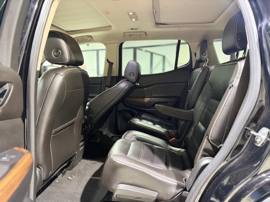 GMC Acadia Denali 2019
