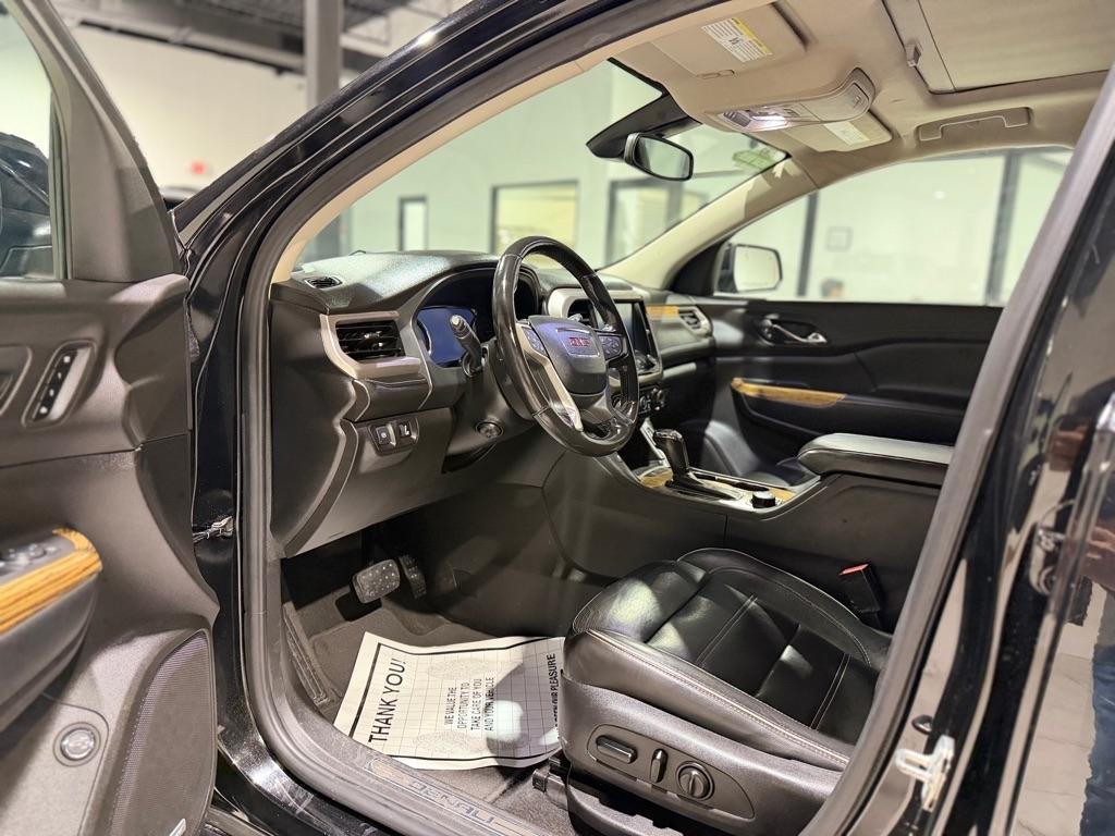 GMC Acadia Denali 2019
