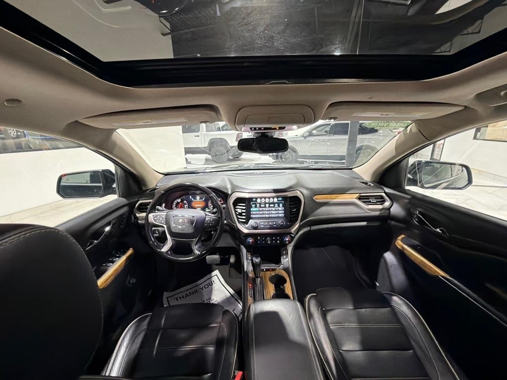 GMC Acadia Denali 2019