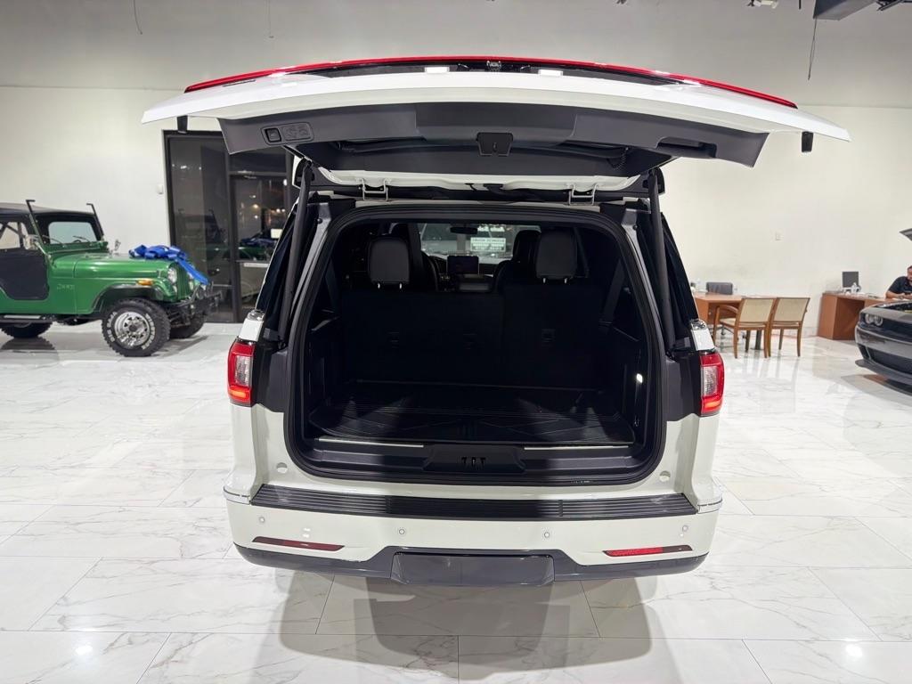 Lincoln Navigator L Reserve 4WD 2021