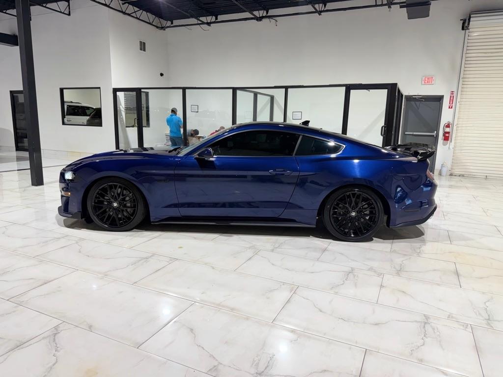 Ford Mustang GT Premium Coupe 2020