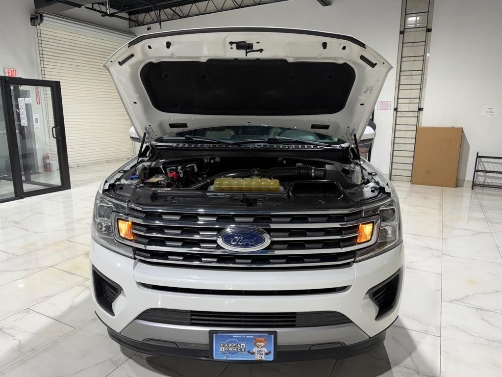 Ford Expedition XLT 2021