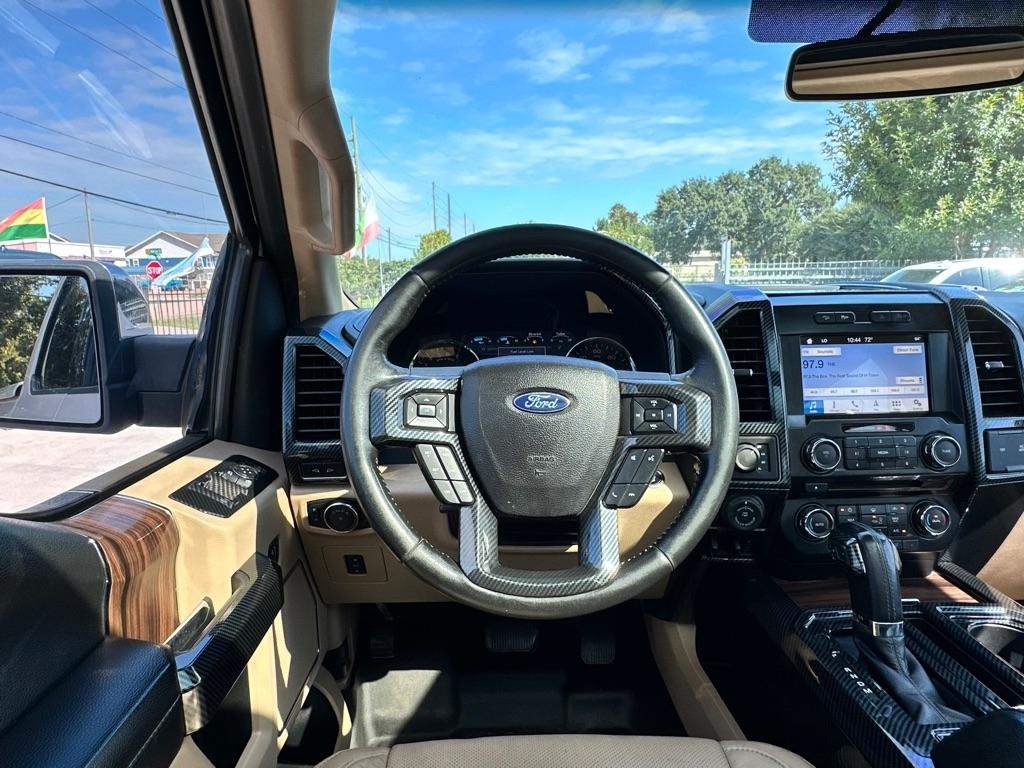Ford F-150 Lariat SuperCrew 6.5-ft. Bed 4WD 2017