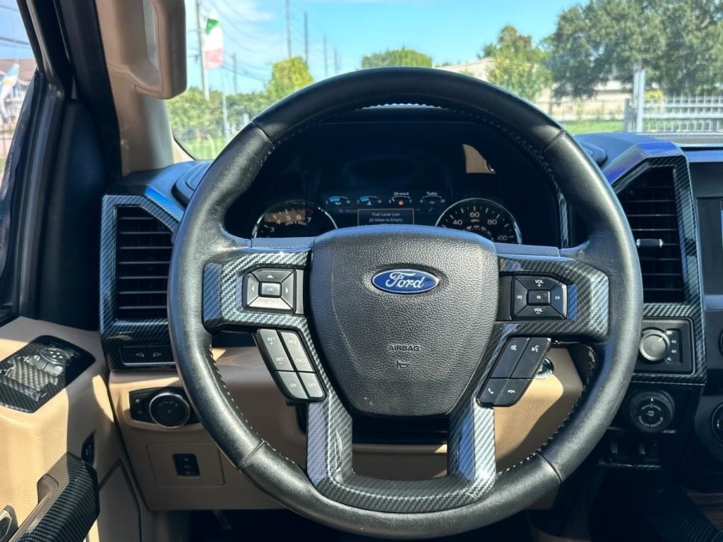 Ford F-150 Lariat SuperCrew 6.5-ft. Bed 4WD 2017