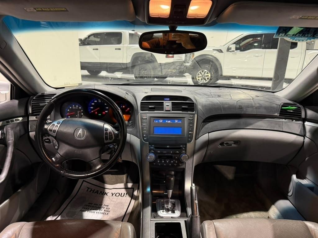 Acura TL 5-Speed AT with Navigation 2006
