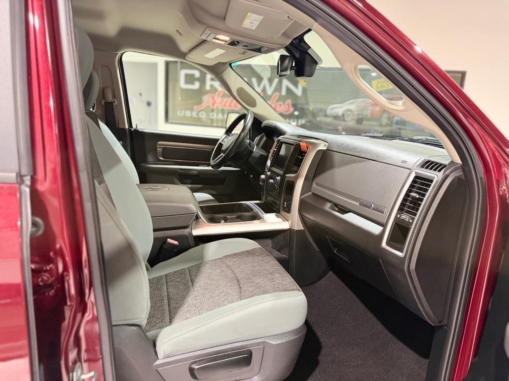 RAM 1500 Classic Tradesman Crew Cab SWB 2WD 2019