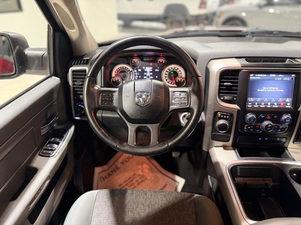 RAM 1500 Classic Tradesman Crew Cab SWB 2WD 2019