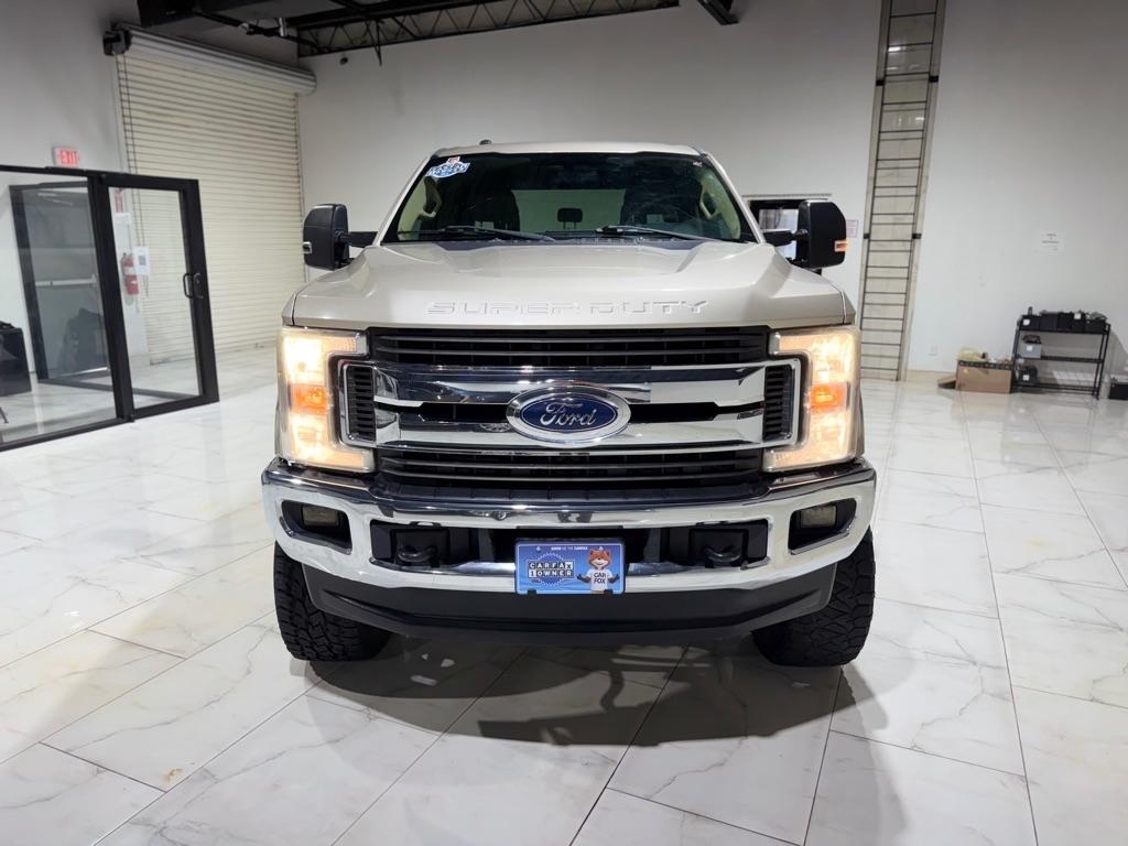 Ford F-250 SD XLT Crew Cab 4WD 2017