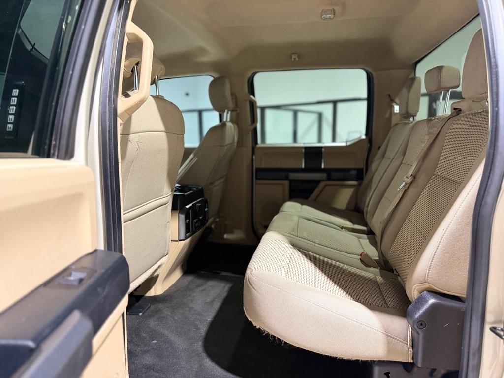Ford F-250 SD XLT Crew Cab 4WD 2017