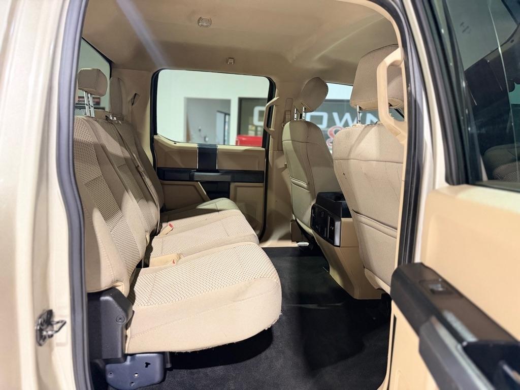 Ford F-250 SD XLT Crew Cab 4WD 2017
