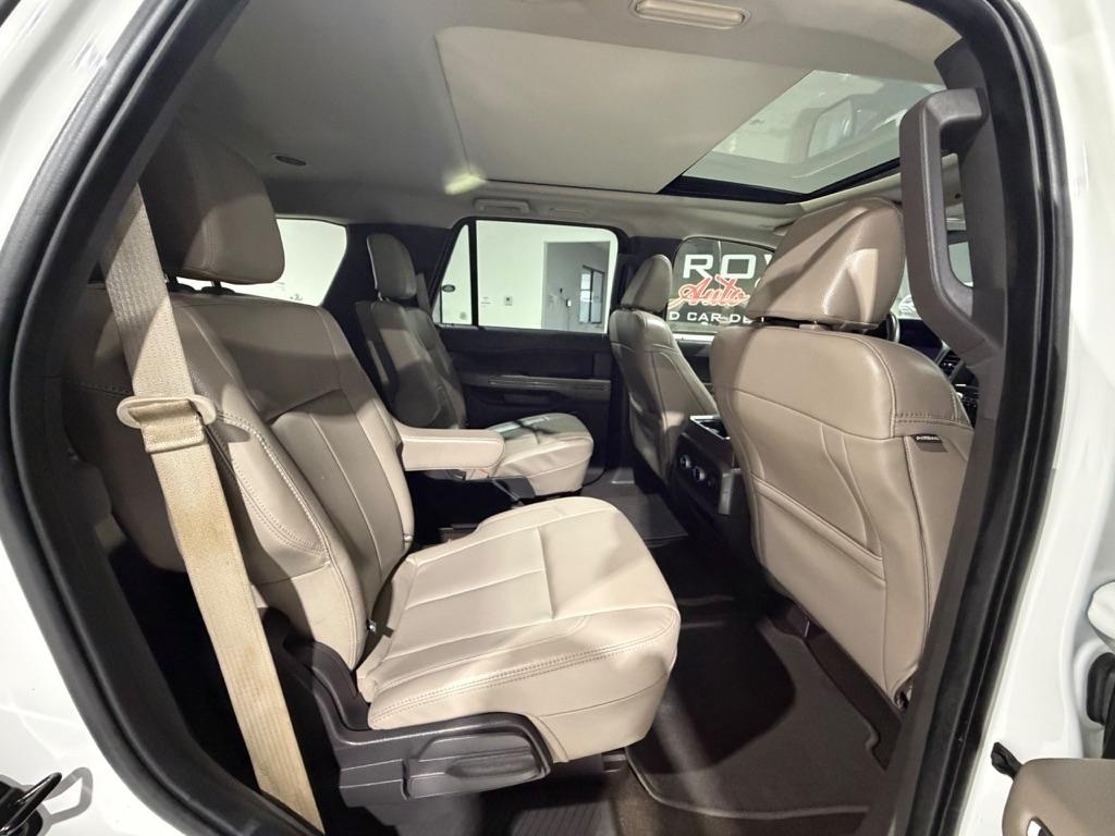 Ford Expedition XLT 2021