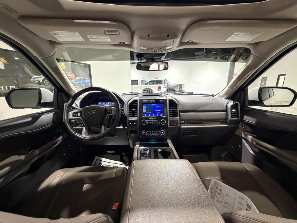 Ford Expedition XLT 2021
