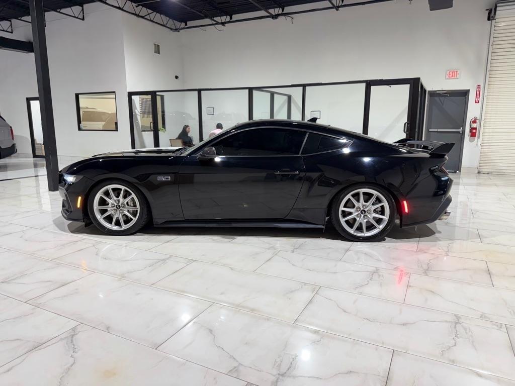 Ford Mustang GT Premium Coupe 2024