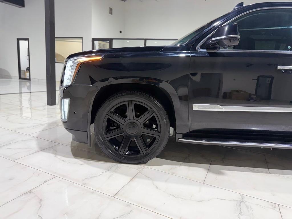 Cadillac Escalade Luxury 4WD 2020