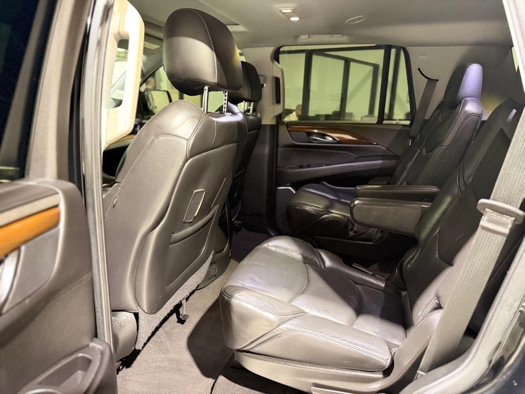 Cadillac Escalade Luxury 4WD 2020