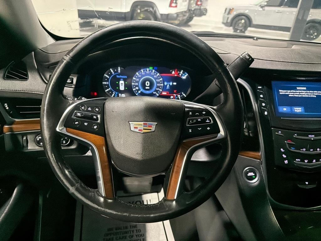 Cadillac Escalade Luxury 4WD 2020