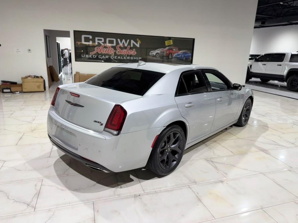 Chrysler 300 S V6 2023