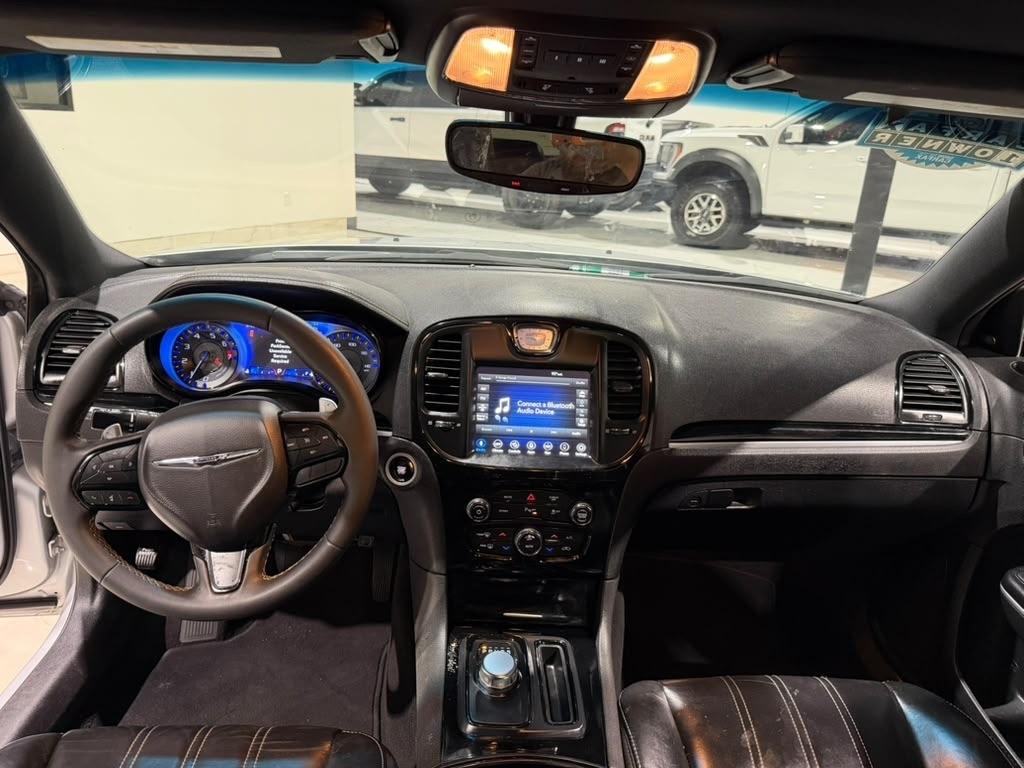 Chrysler 300 S V6 2023