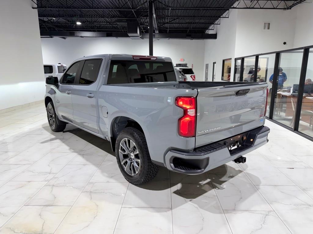 Chevrolet Silverado 1500 RST Crew Cab 2WD 2024