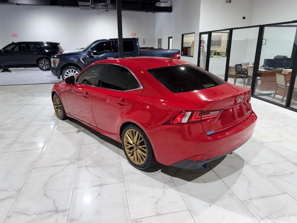 Lexus IS 200t 2016