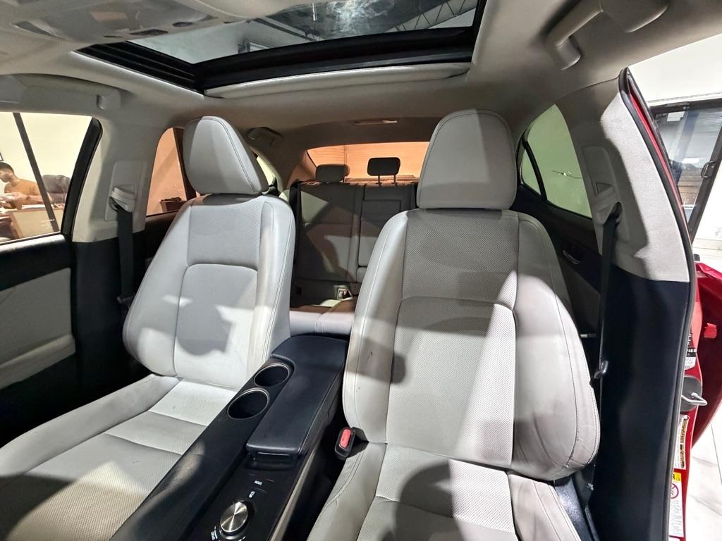 Lexus IS 200t 2016