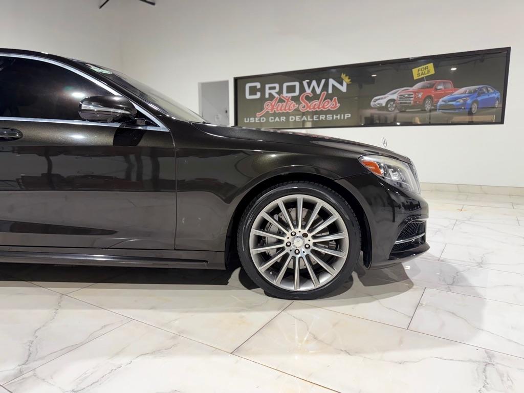 Mercedes-Benz S-Class S550 2015