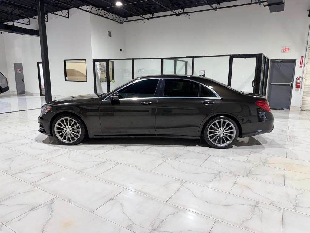Mercedes-Benz S-Class S550 2015