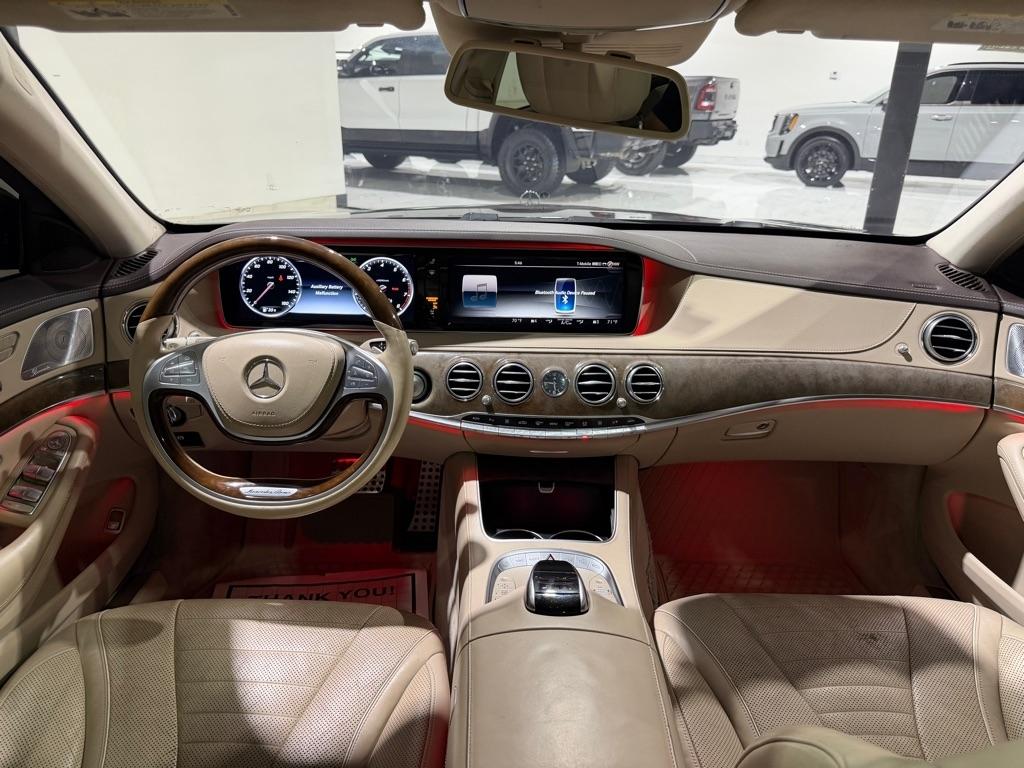 Mercedes-Benz S-Class S550 2015