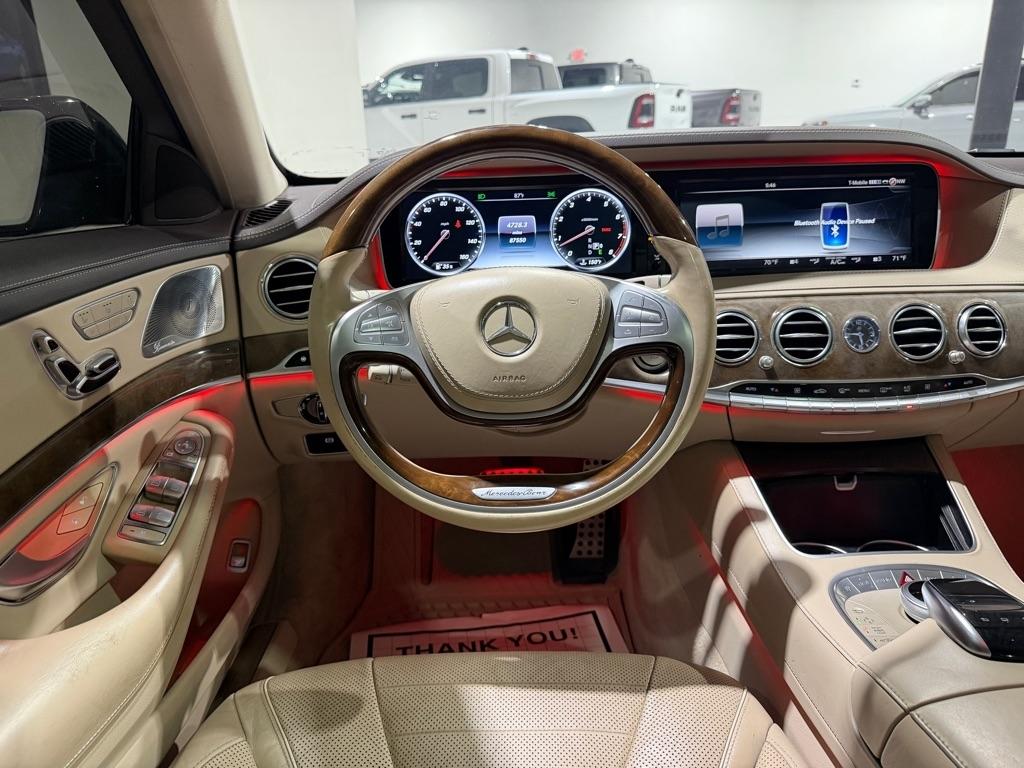 Mercedes-Benz S-Class S550 2015