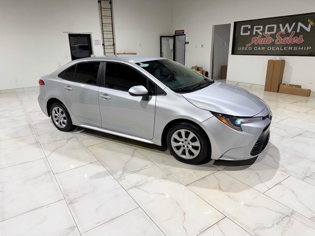 Toyota Corolla LE 2024