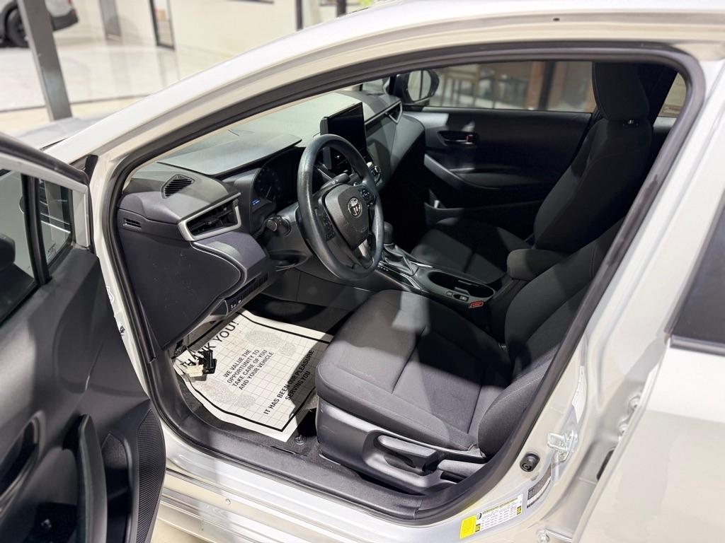 Toyota Corolla LE 2024