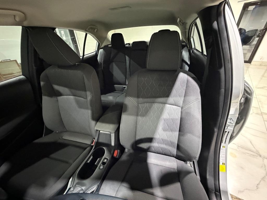 Toyota Corolla LE 2024