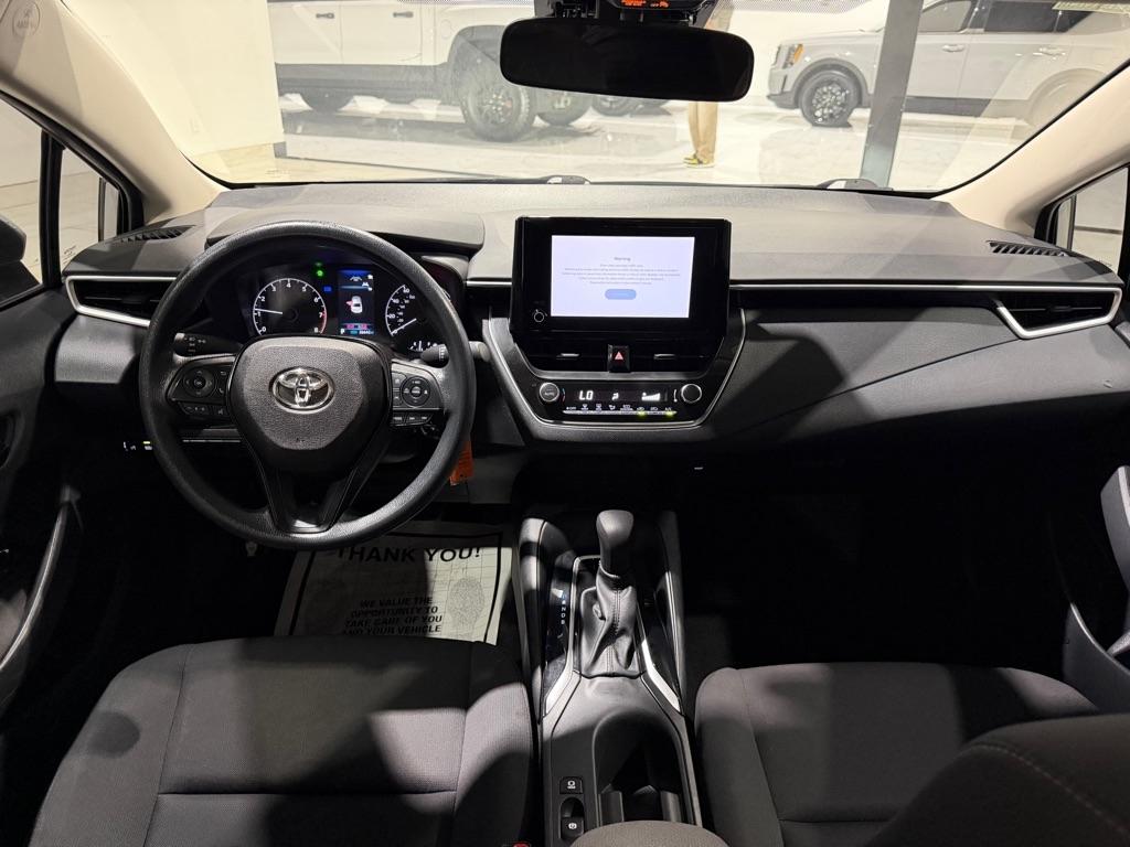 Toyota Corolla LE 2024