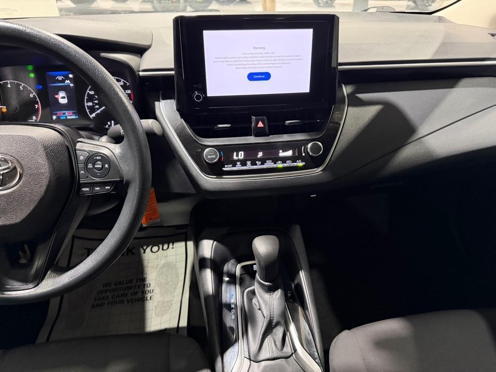 Toyota Corolla LE 2024