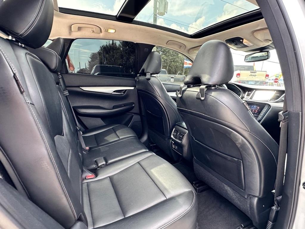 Infiniti QX50 LUXE 2021