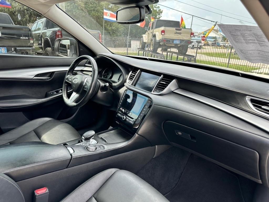 Infiniti QX50 LUXE 2021