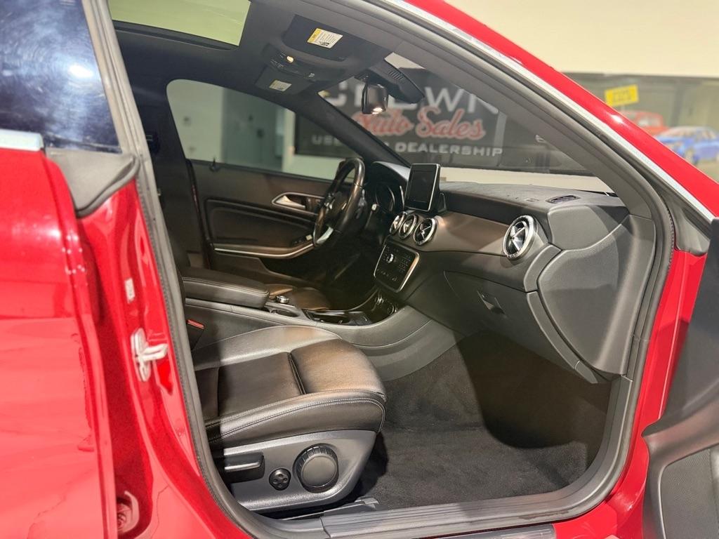 Mercedes-Benz CLA-Class CLA250 2016