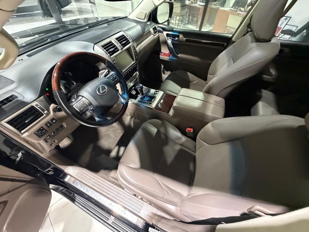 Lexus GX 460 Base 2019