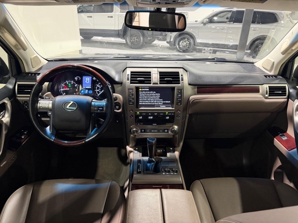Lexus GX 460 Base 2019