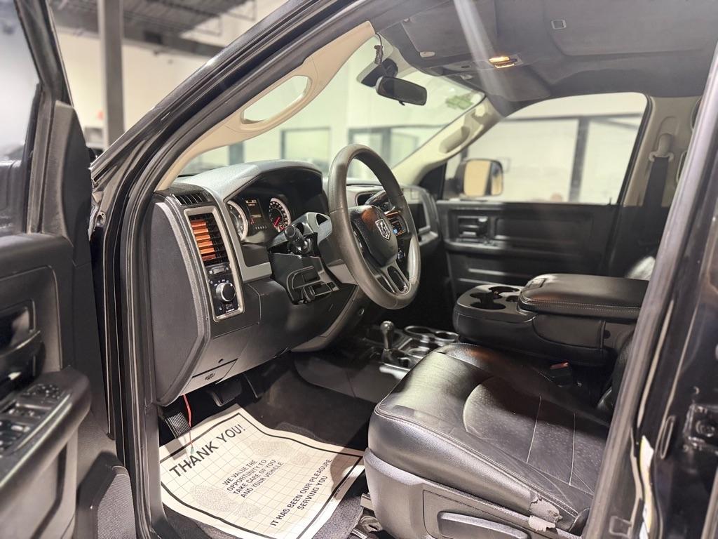 RAM 3500 Tradesman Crew Cab 4WD DRW 2018