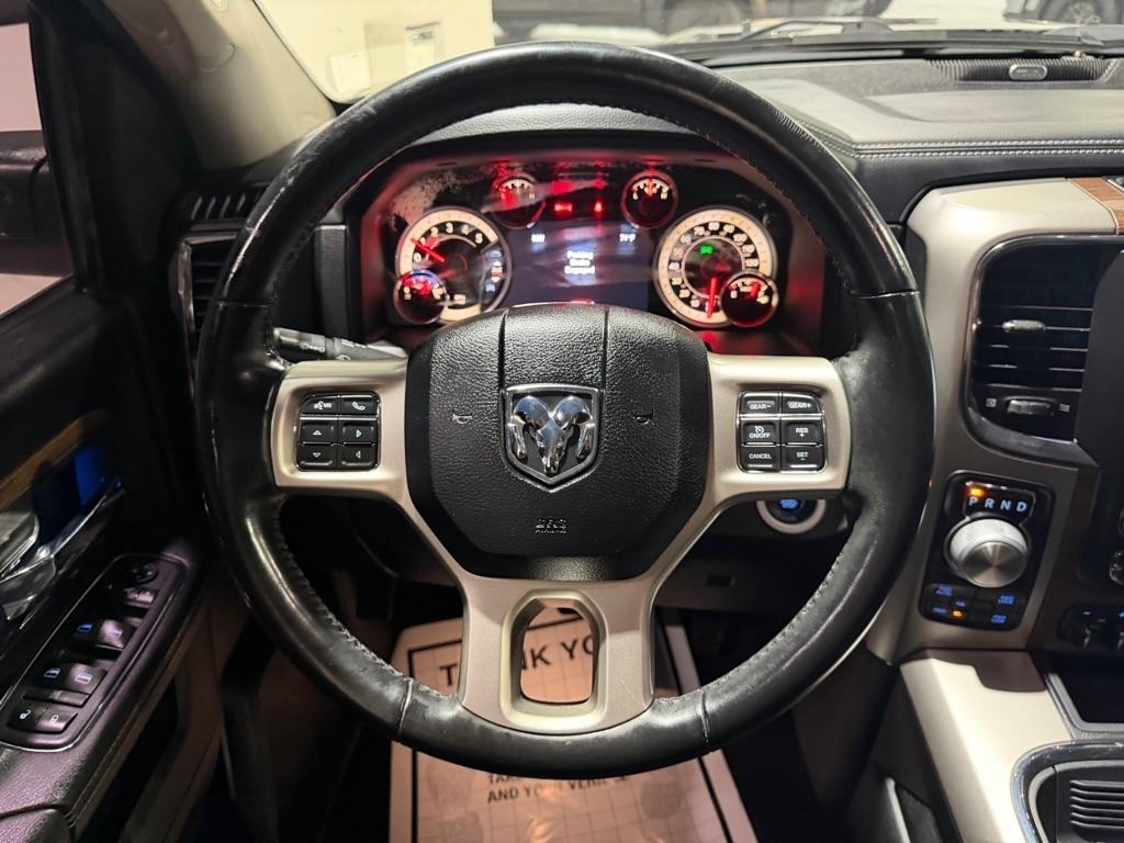 RAM 1500 Laramie Crew Cab SWB 4WD 2018