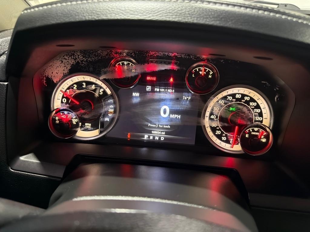 RAM 1500 Laramie Crew Cab SWB 4WD 2018