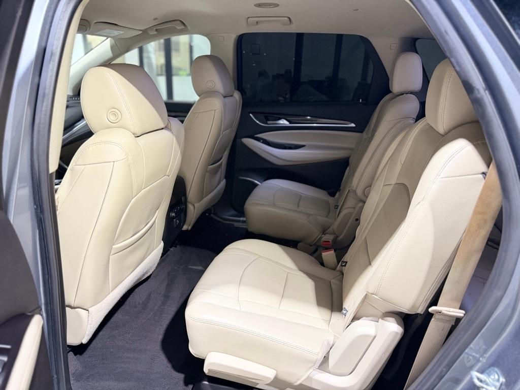 Buick Enclave Essence FWD 2020