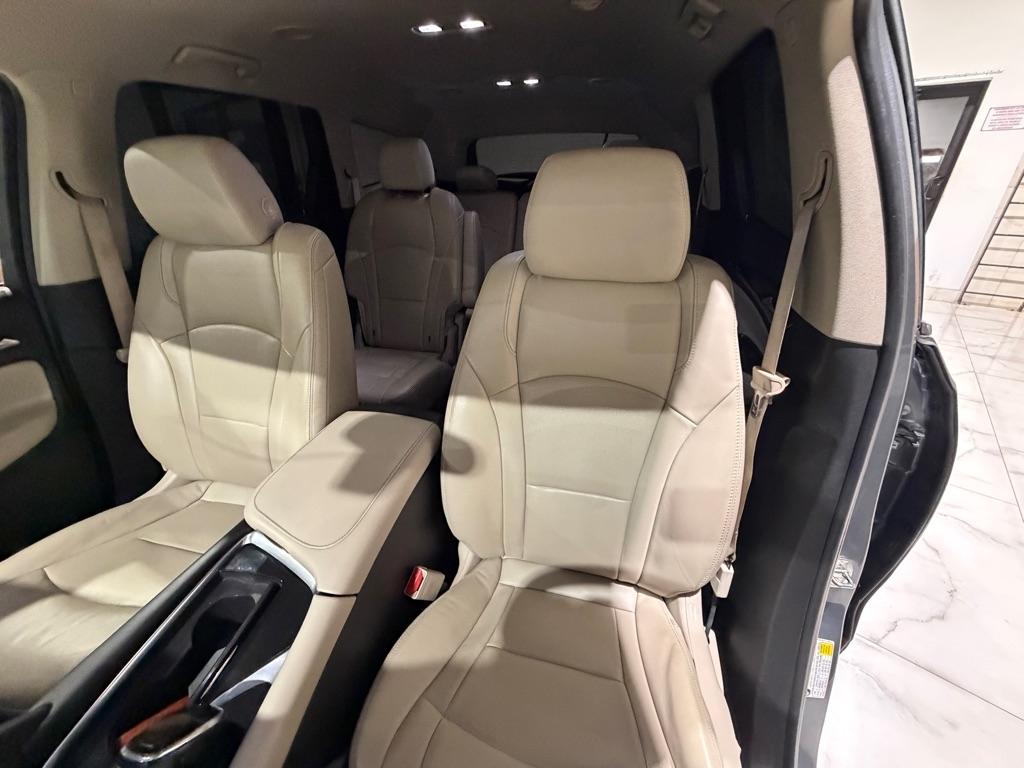 Buick Enclave Essence FWD 2020