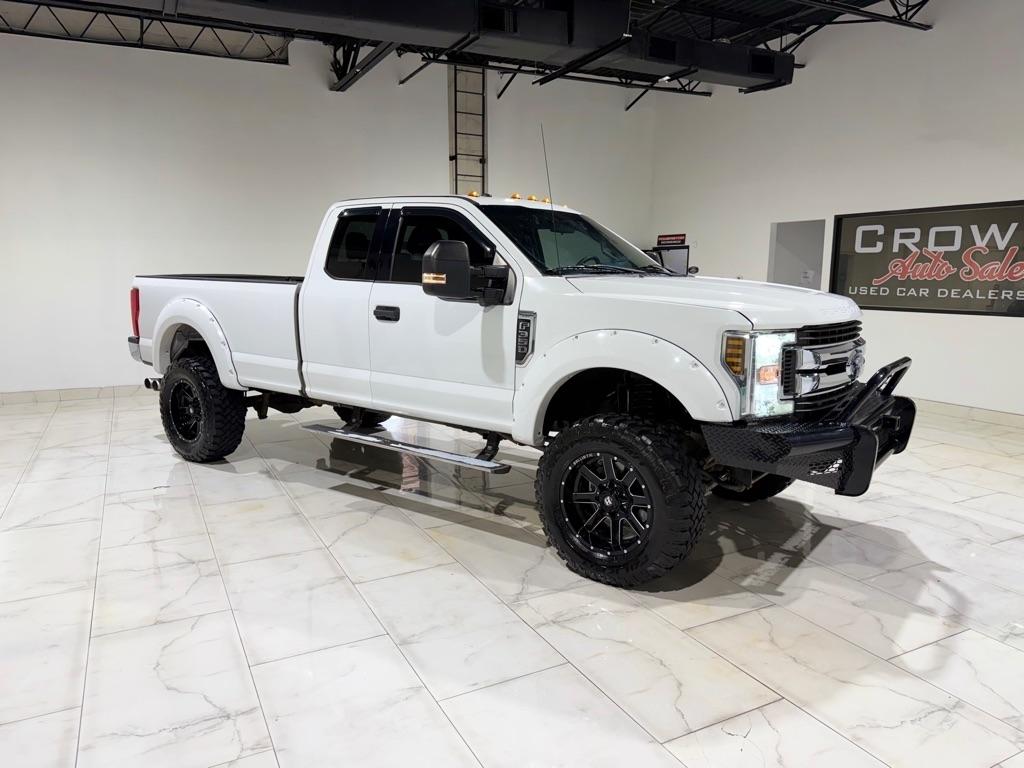 Ford F-350 SD XLT SuperCab 4WD 2019