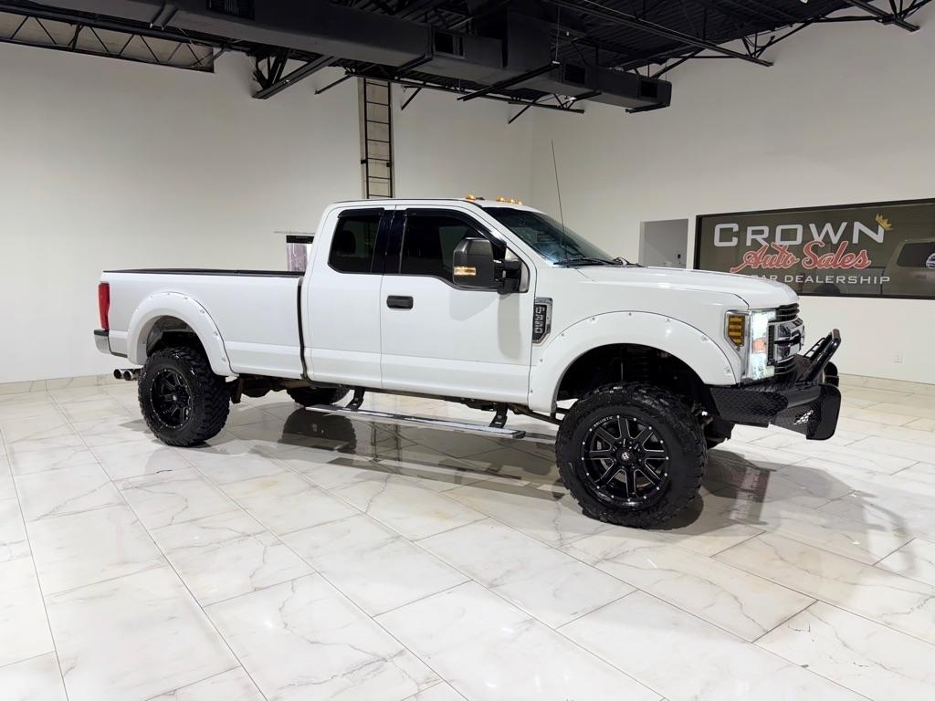 Ford F-350 SD XLT SuperCab 4WD 2019