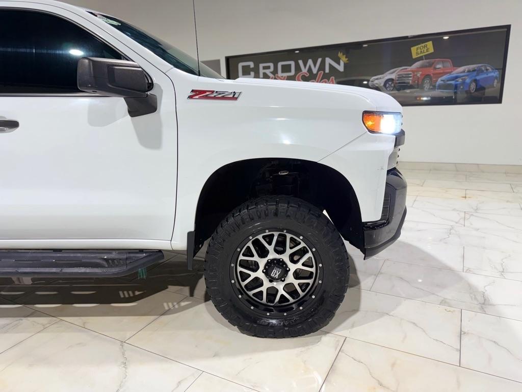 Chevrolet Silverado 1500 Custom Trail Boss Crew Cab Long Box 4WD 2021
