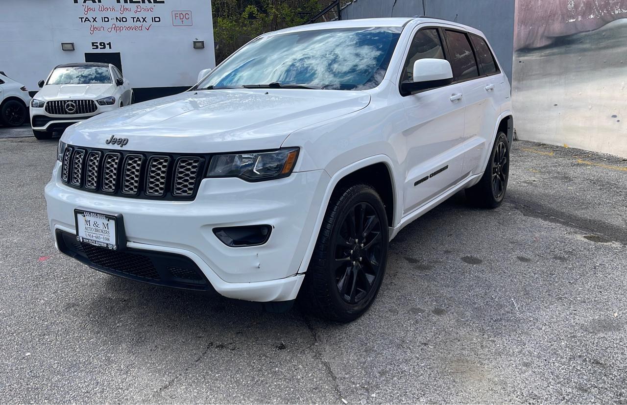 Used 2018 Jeep Grand Cherokee Laredo 4WD for Sale in Yonkers NY 10705 M