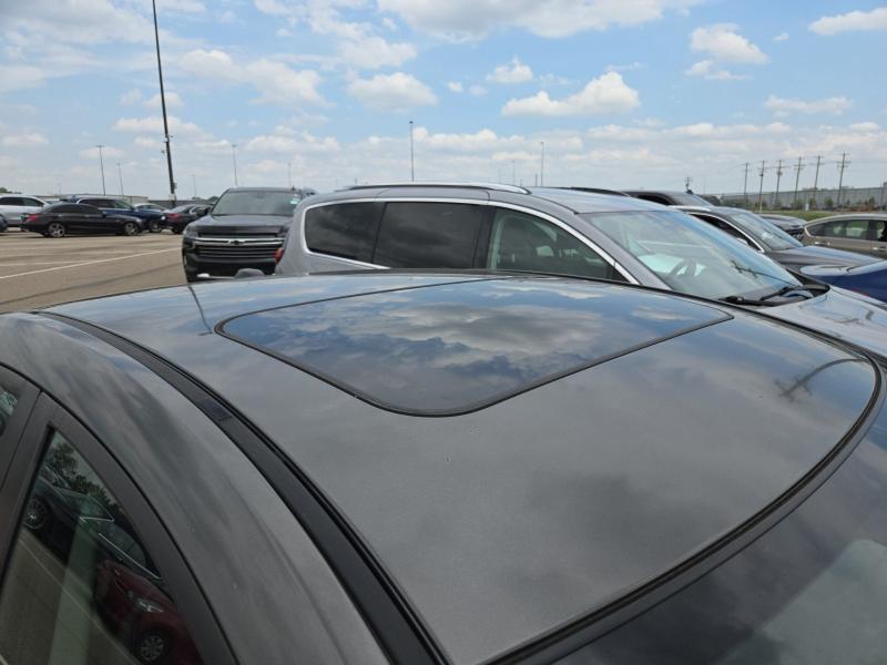Mazda MAZDA3 I Grand Touring 4-Door 2012